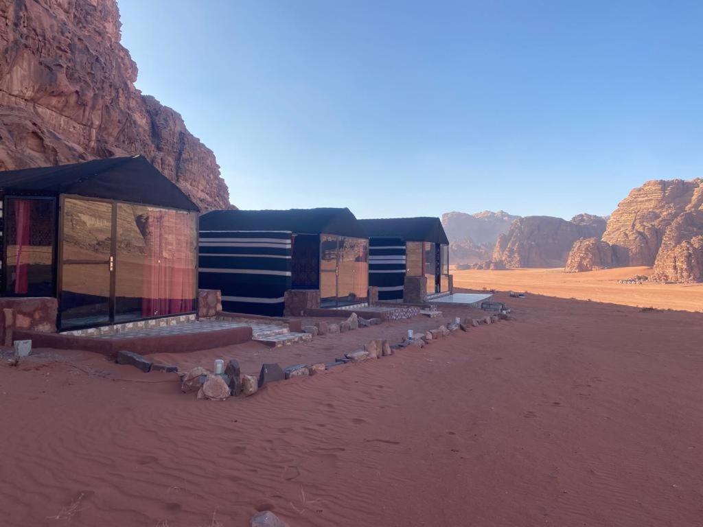 Отель Omar Ghazi Camp Вади-Рам Экстерьер фото