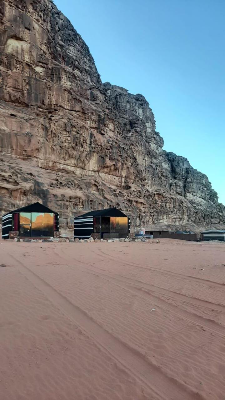 Отель Omar Ghazi Camp Вади-Рам Экстерьер фото